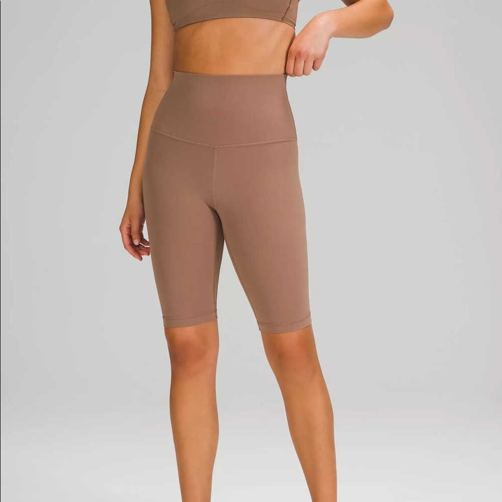 NWT Lululemon align 10” biker short